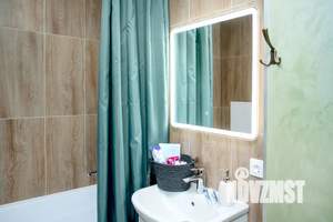 Студия квартира, посуточно, 32м2, 2/18 этаж