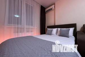 1-к квартира, посуточно, 43м2, 7/18 этаж