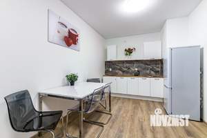 3-к квартира, посуточно, 60м2, 1/1 этаж