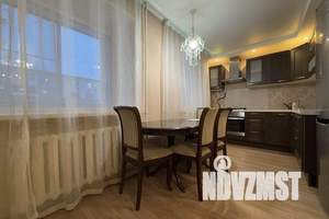 1-к квартира, посуточно, 42м2, 3/5 этаж