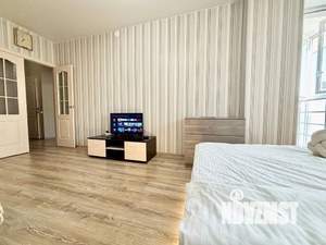 1-к квартира, посуточно, 43м2, 20/25 этаж