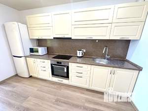 1-к квартира, посуточно, 48м2, 18/35 этаж