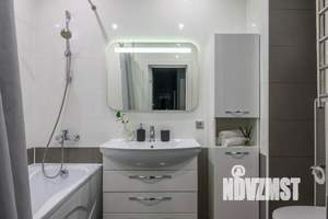 1-к квартира, посуточно, 56м2, 1/1 этаж