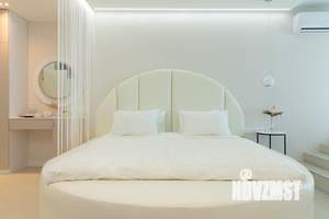 Студия квартира, посуточно, 40м2, 15/32 этаж