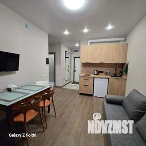 1-к квартира, посуточно, 35м2, 31/32 этаж