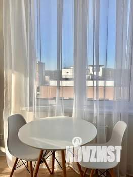 Студия квартира, посуточно, 25м2, 18/23 этаж