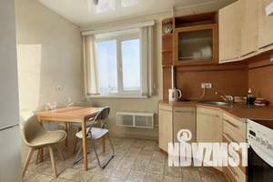 1-к квартира, посуточно, 38м2, 15/16 этаж