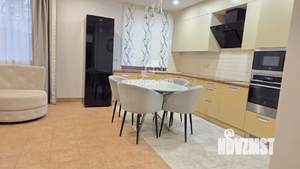 4-к квартира, на длительный срок, 127м2, 1/2 этаж