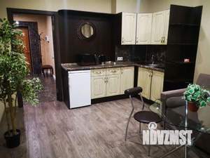 1-к квартира, посуточно, 55м2, 1/1 этаж