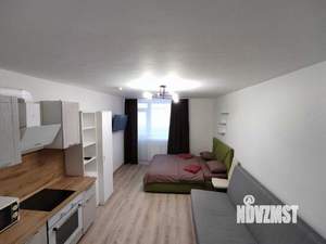 Студия квартира, посуточно, 35м2, 7/13 этаж