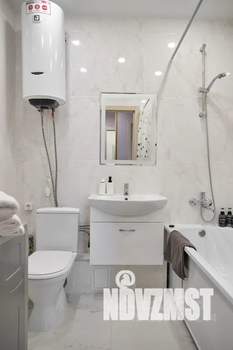 1-к квартира, посуточно, 38м2, 9/25 этаж