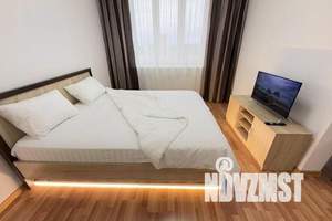 1-к квартира, посуточно, 41м2, 17/25 этаж