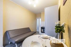 2-к квартира, посуточно, 36м2, 32/33 этаж