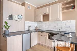 Студия квартира, посуточно, 34м2, 8/15 этаж