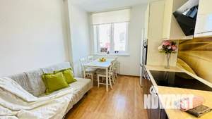 1-к квартира, посуточно, 42м2, 11/18 этаж