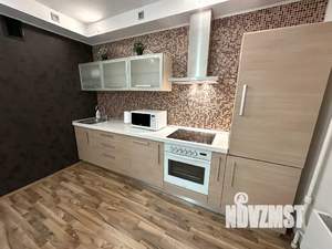 1-к квартира, посуточно, 40м2, 10/10 этаж