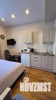 Студия квартира, посуточно, 18м2, 2/13 этаж