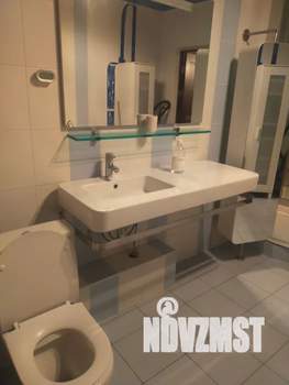 2-к квартира, посуточно, 72м2, 10/16 этаж