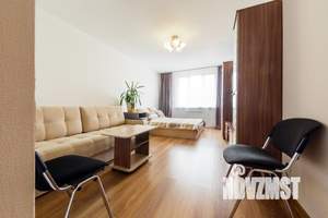 1-к квартира, посуточно, 41м2, 1/1 этаж