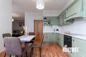 2-к квартира, посуточно, 65м2, 1/1 этаж