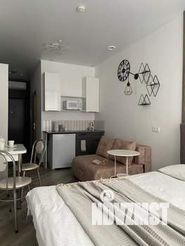 Студия квартира, посуточно, 28м2, 3/15 этаж