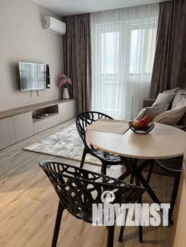 1-к квартира, посуточно, 42м2, 9/25 этаж