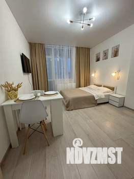 2-к квартира, посуточно, 37м2, 8/25 этаж