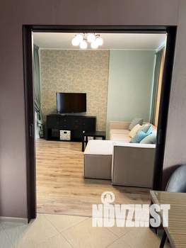 1-к квартира, посуточно, 42м2, 6/12 этаж