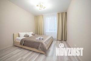 2-к квартира, посуточно, 40м2, 16/21 этаж