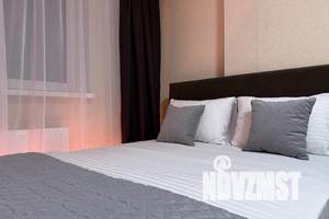 1-к квартира, посуточно, 43м2, 7/18 этаж