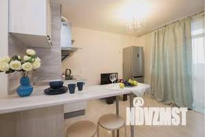 2-к квартира, посуточно, 50м2, 7/16 этаж