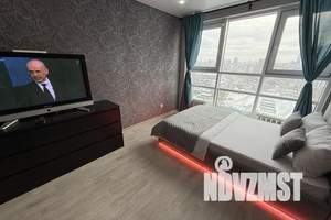 1-к квартира, посуточно, 35м2, 16/35 этаж