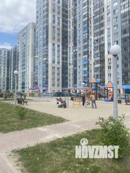 1-к квартира, посуточно, 35м2, 14/14 этаж
