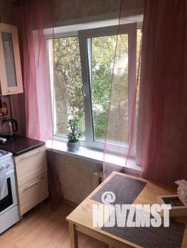 2-к квартира, посуточно, 40м2, 3/5 этаж