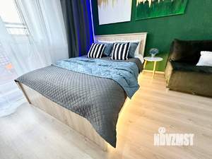 Студия квартира, посуточно, 36м2, 4/25 этаж