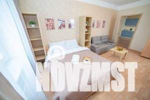 2-к квартира, посуточно, 71м2, 8/19 этаж