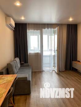 Студия квартира, посуточно, 25м2, 23/26 этаж