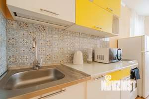 1-к квартира, посуточно, 40м2, 17/28 этаж