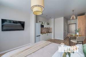 Студия квартира, посуточно, 38м2, 10/23 этаж