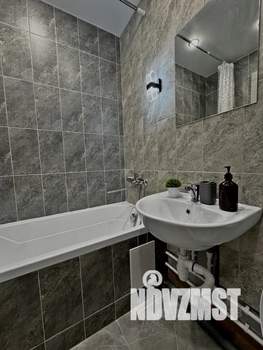 Студия квартира, посуточно, 20м2, 10/25 этаж