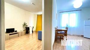 1-к квартира, посуточно, 42м2, 1/1 этаж