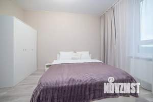 1-к квартира, посуточно, 40м2, 11/21 этаж