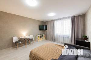 Студия квартира, посуточно, 30м2, 18/35 этаж