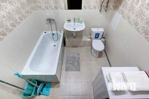 2-к квартира, посуточно, 47м2, 1/1 этаж