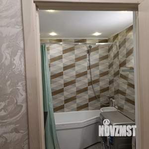 Студия квартира, посуточно, 28м2, 20/25 этаж