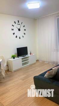 1-к квартира, посуточно, 41м2, 9/25 этаж