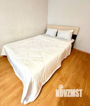 1-к квартира, посуточно, 35м2, 8/20 этаж