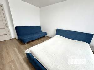 1-к квартира, посуточно, 48м2, 18/35 этаж