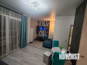 Студия квартира, посуточно, 28м2, 3/25 этаж