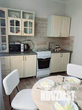 1-к квартира, посуточно, 35м2, 8/16 этаж